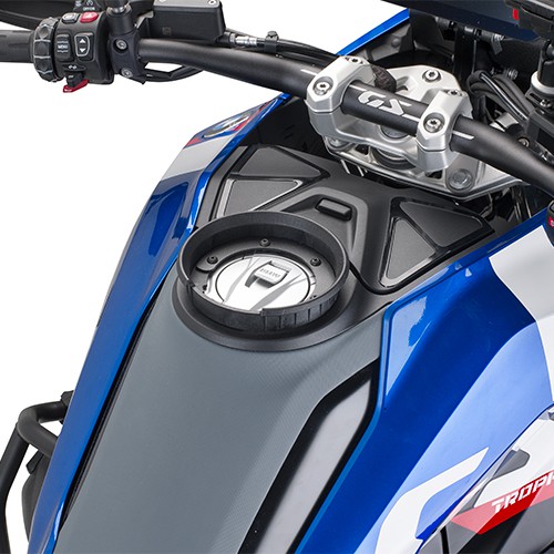 Mocowanie tankbagów Givi BF84 do BMW R 1300 GS